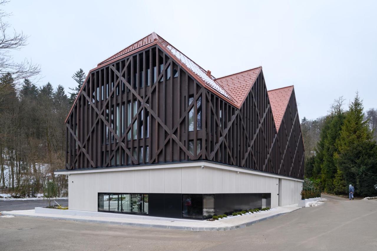 Hotel Cad Ljubljana Exteriör bild