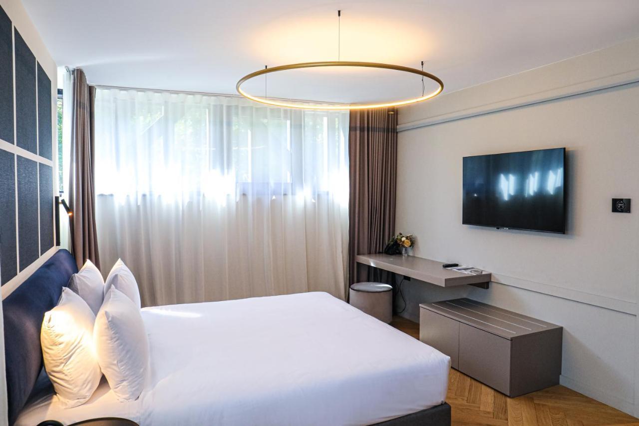 Hotel Cad Ljubljana Exteriör bild